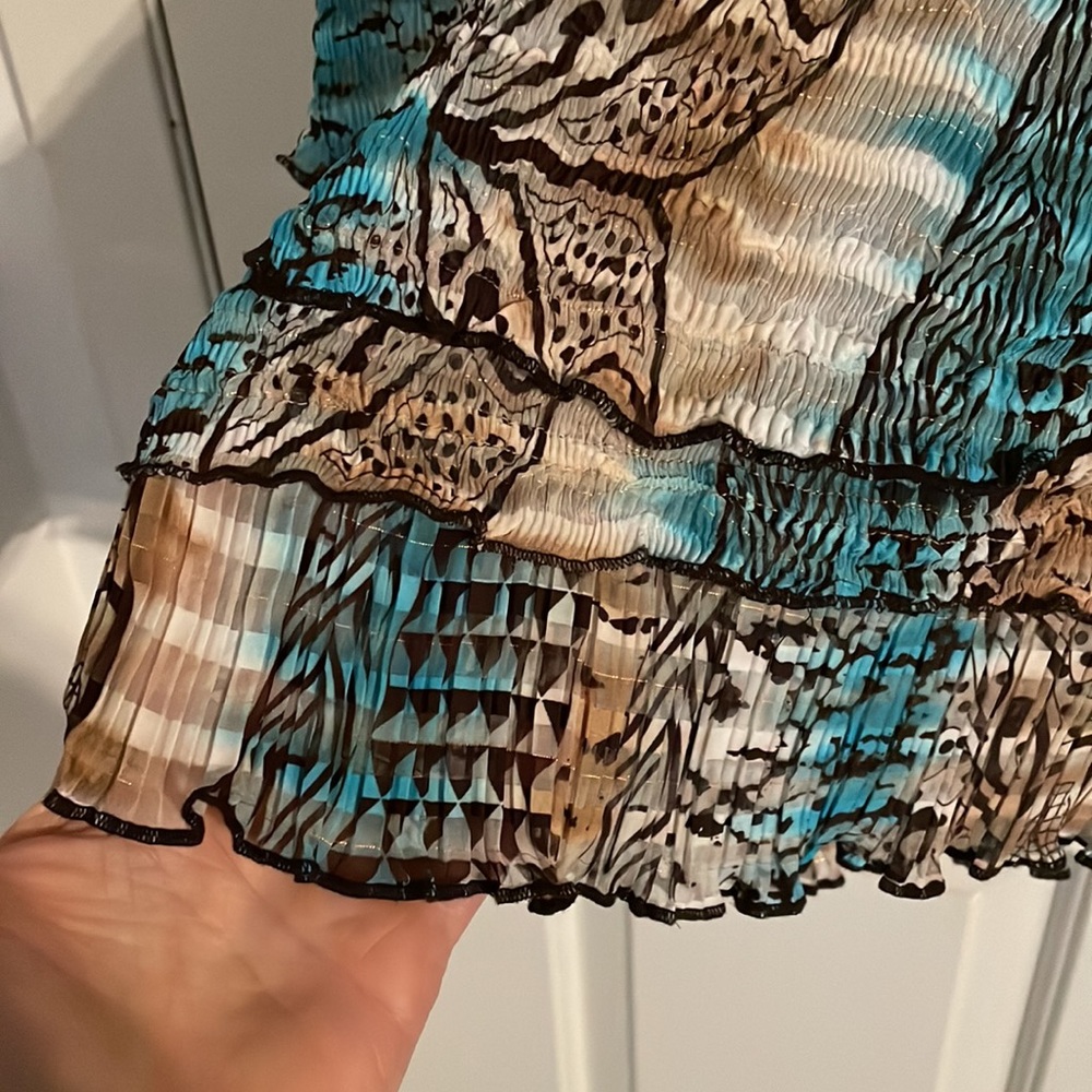 V Neck Top - image 4